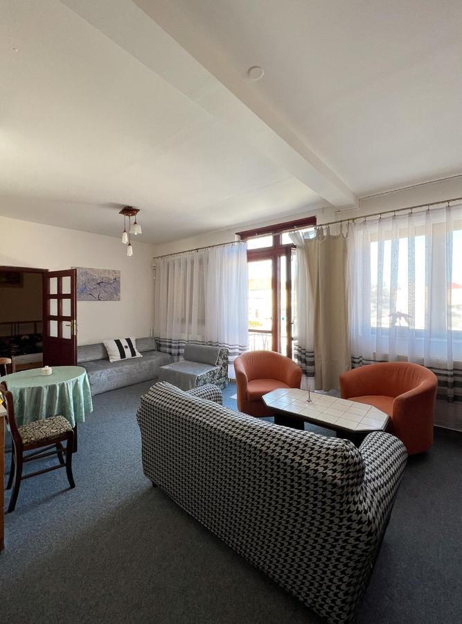2- Izbovy Apartman Kajka V Penzion Trstená エクステリア 写真