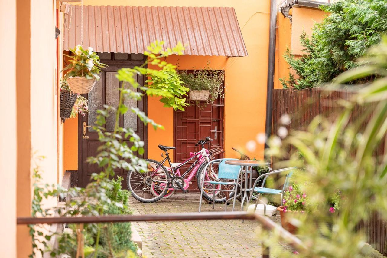 2- Izbovy Apartman Kajka V Penzion Trstená エクステリア 写真